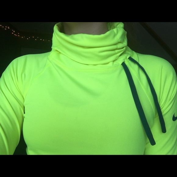 Thermal Athletic Pullover - Picture 2 of 3